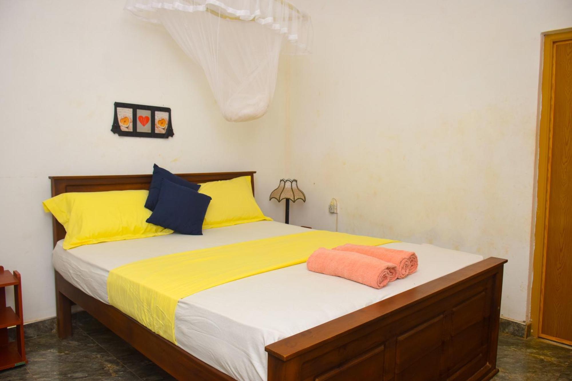 Senu Homestay Szigirija Kültér fotó