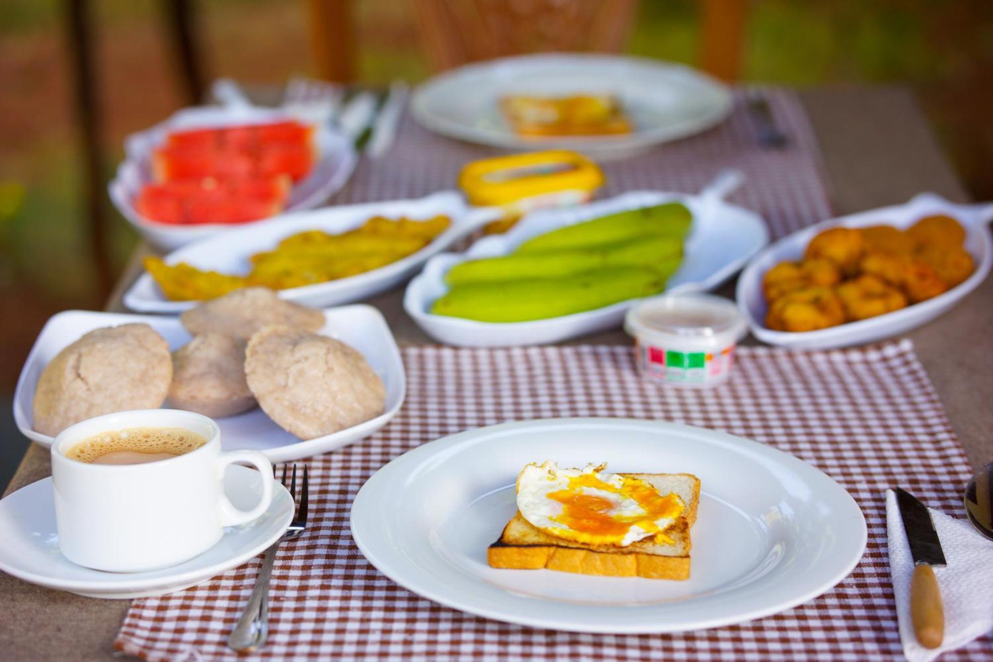 Senu Homestay Szigirija Kültér fotó